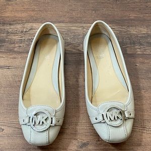 Michael Kors Women’s Beige Flats Size 7.5